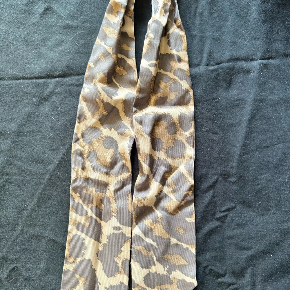 Authentic Coach 100% silk ribbon